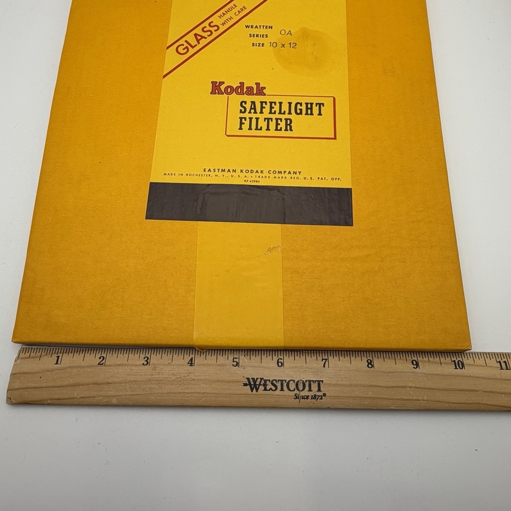 Vtg Kodak Safelight Filter Wratten Series OA 10X12 Glass - FACTORY SEALED - Picture 5 of 5